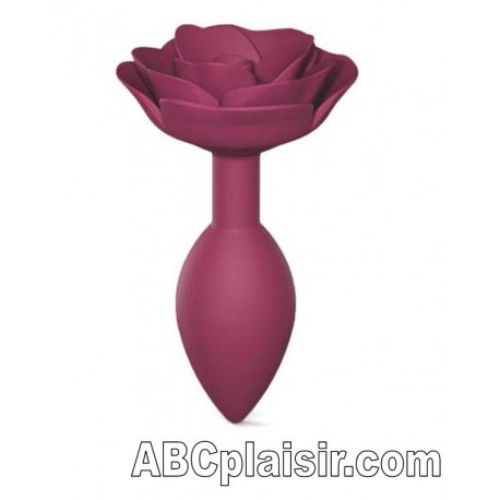 Rosebud fleur rouge vin