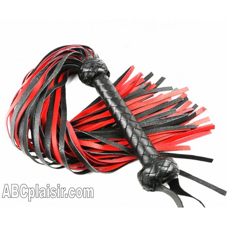 Martinet en vrai cuir noir et rouge 50 lanières
