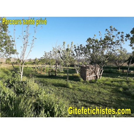 Audiolibro: Atrapada en el auto-bondage en un curso de salud